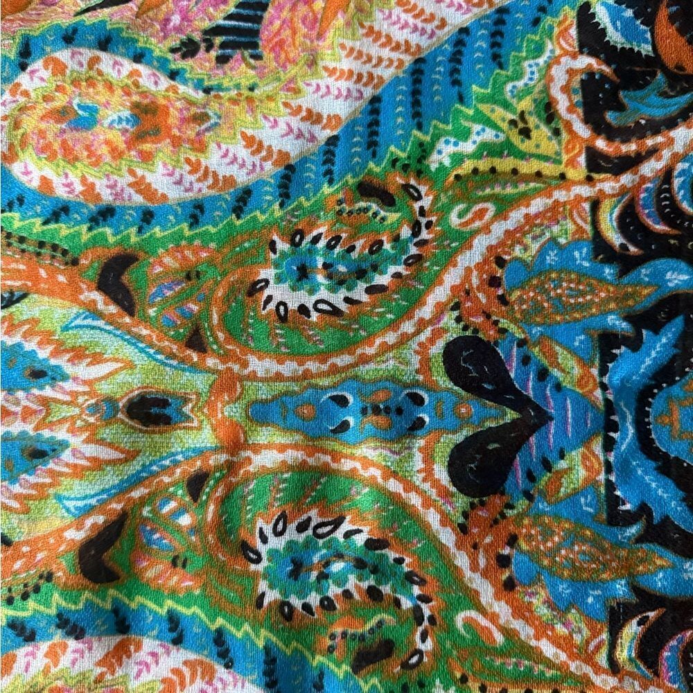 Colorful Scarf/wrap Oversized with Paisley Print Border. - Picture 5 of 7